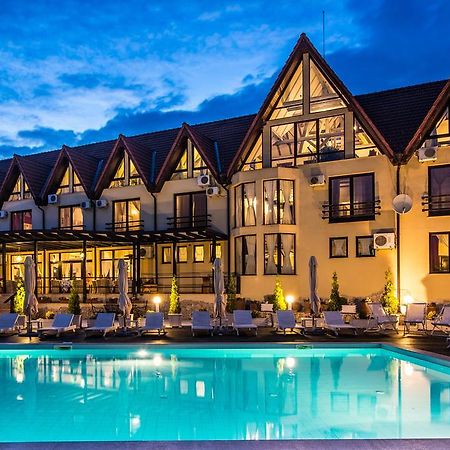 Hotel Conacul Archia Deva Exteriér fotografie