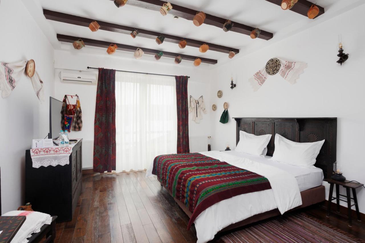 Hotel Conacul Archia Deva Exteriér fotografie