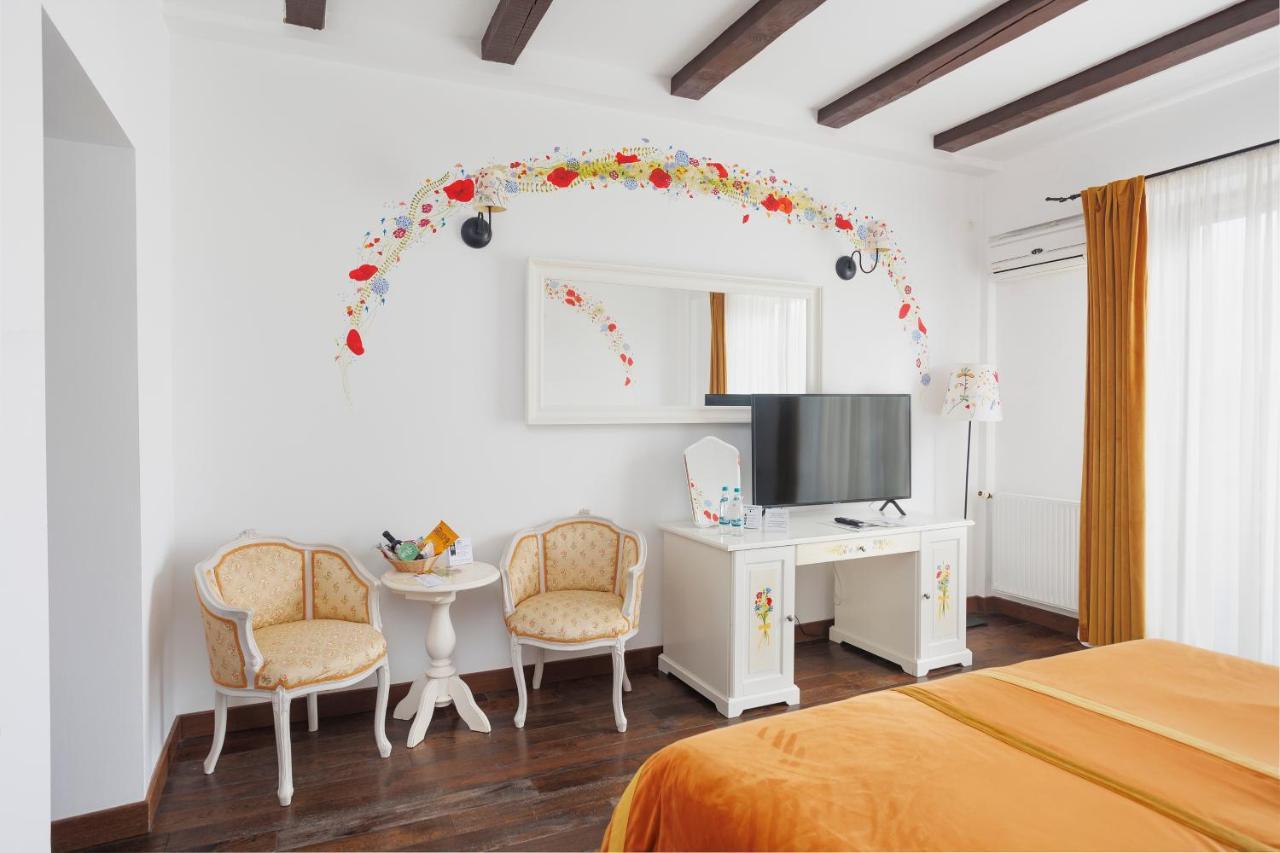 Hotel Conacul Archia Deva Exteriér fotografie