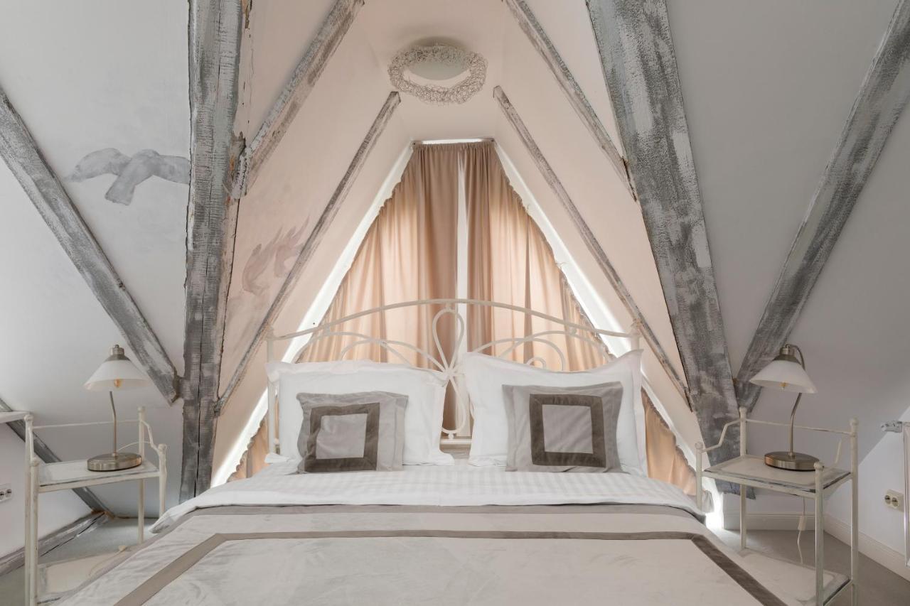 Hotel Conacul Archia Deva Exteriér fotografie