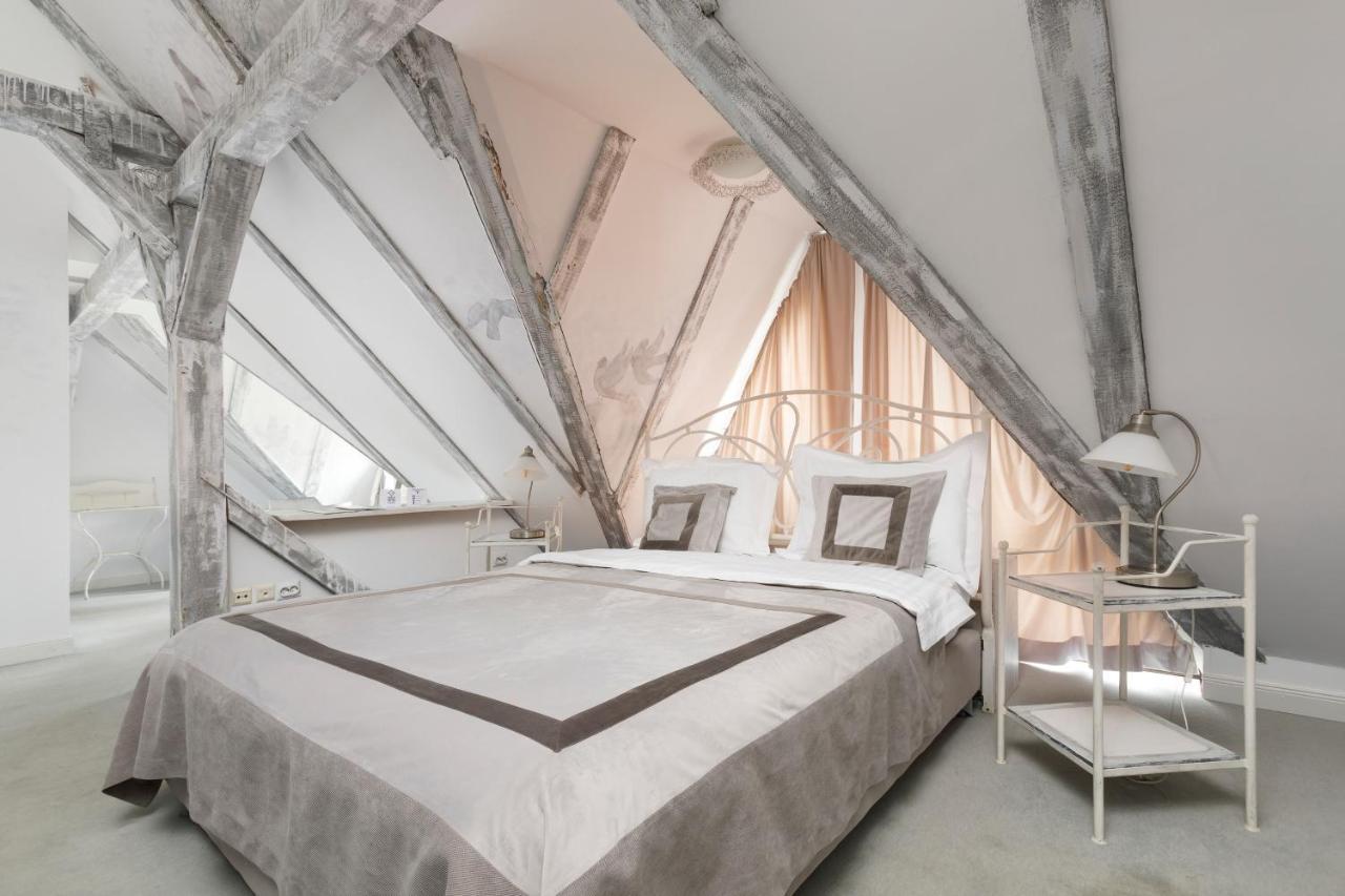 Hotel Conacul Archia Deva Exteriér fotografie