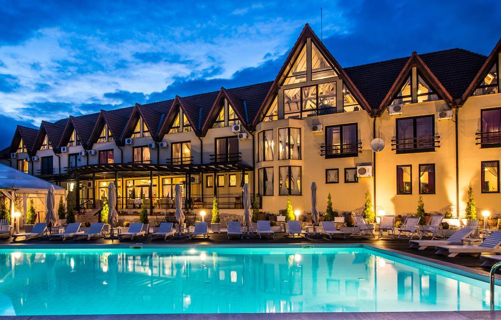 Hotel Conacul Archia Deva Exteriér fotografie